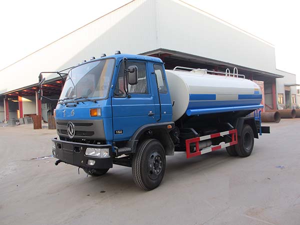 現(xiàn)車(chē) 東風(fēng)145（8-12噸）灑水車(chē)